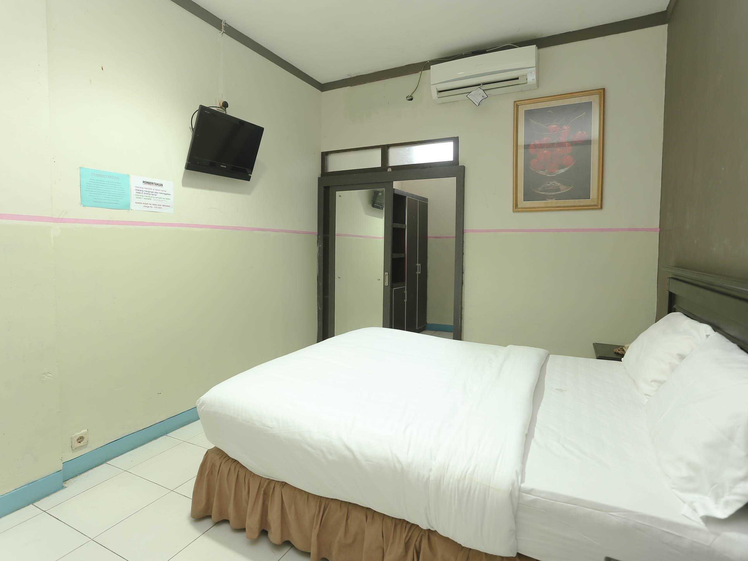 Urbanview Hotel Kharisma Banjarmasin บันจาร์มาซิน ภายนอก รูปภาพ